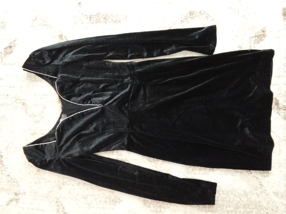 Женская одежда 2000 тенге