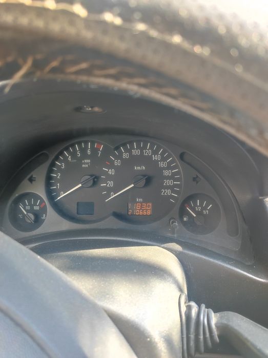Vând Opel CORSA c 12 benzina