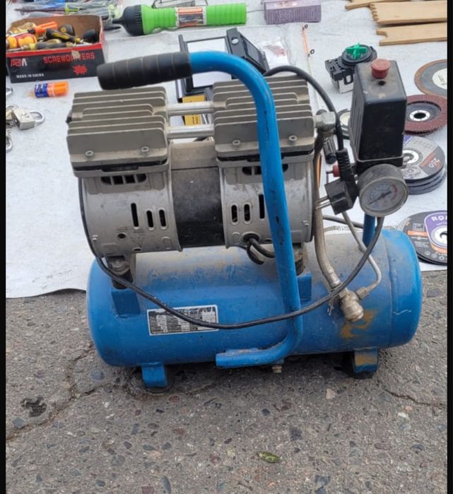 Продам компрессор
