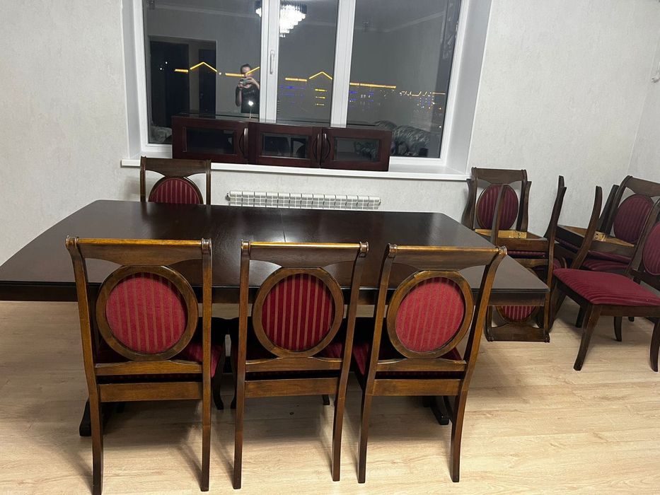 Продам стол со стульями