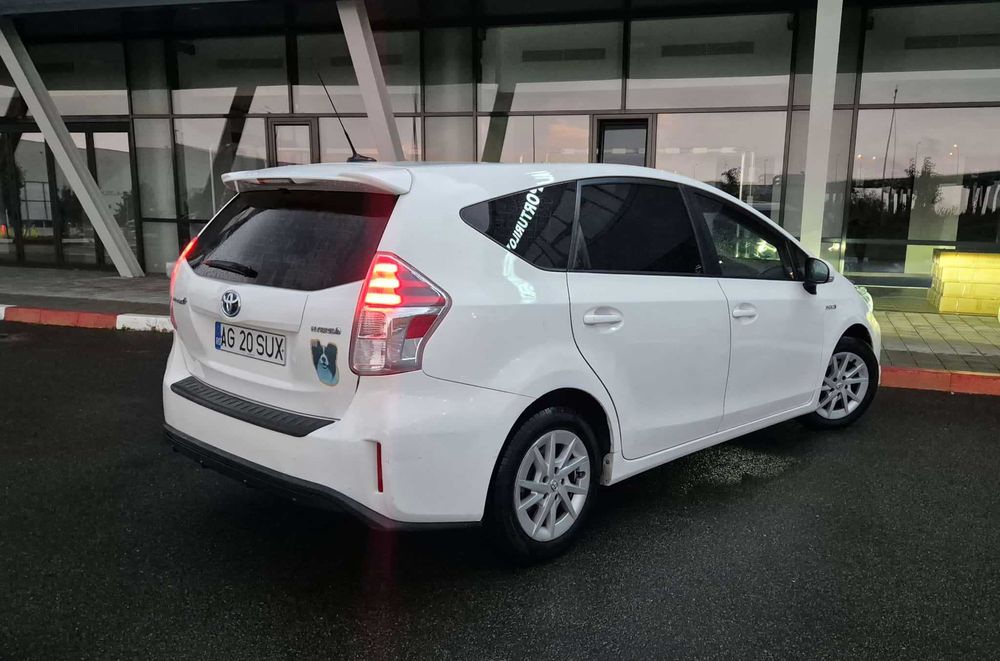 Toyota prius plus