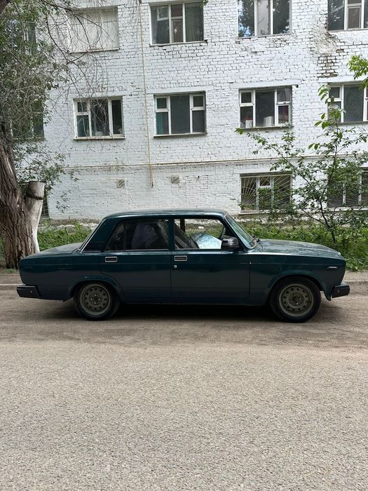 Продается семерка в хорошем состоянии срочно торг есть