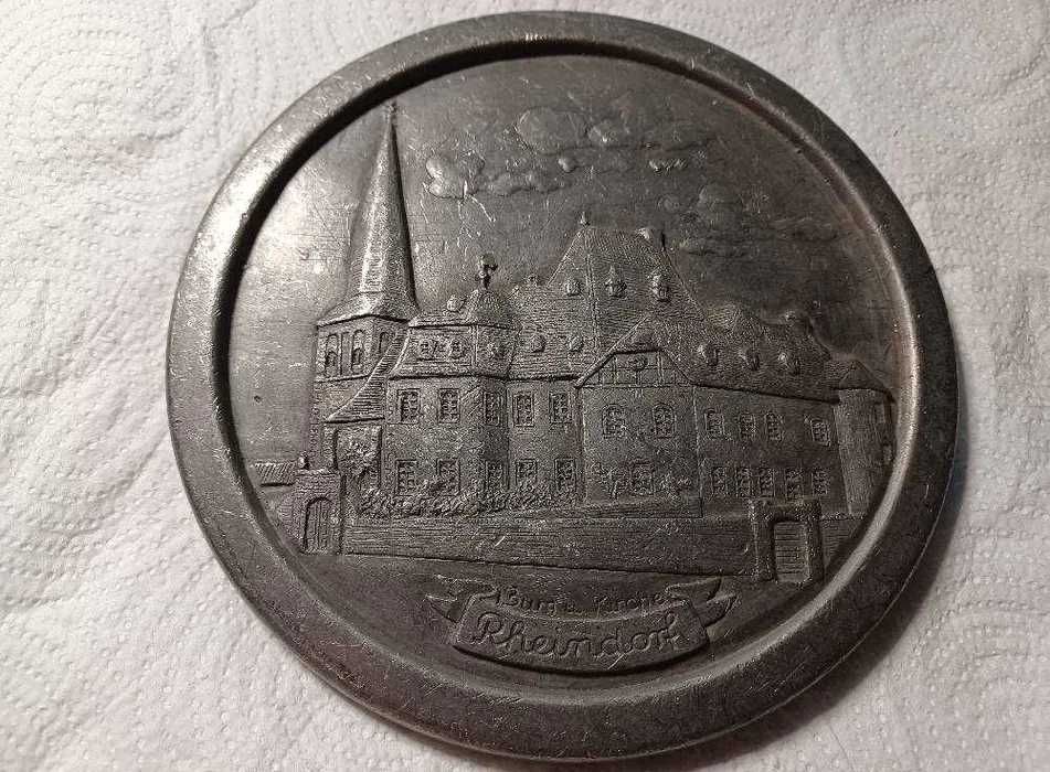 Lot vintage de 8 farfurii de zinc