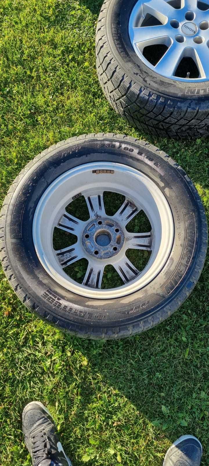 Anunț de Vânzare: Set de  4 Roți (Jantă și Cauciuc) Toyota
 235/60 R16