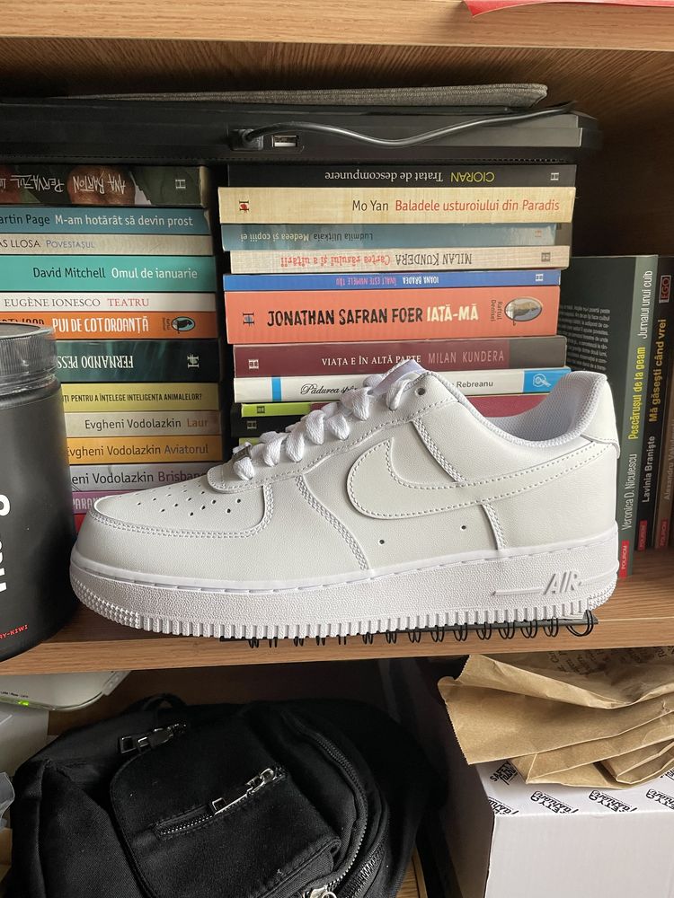 Nike Air Force 1