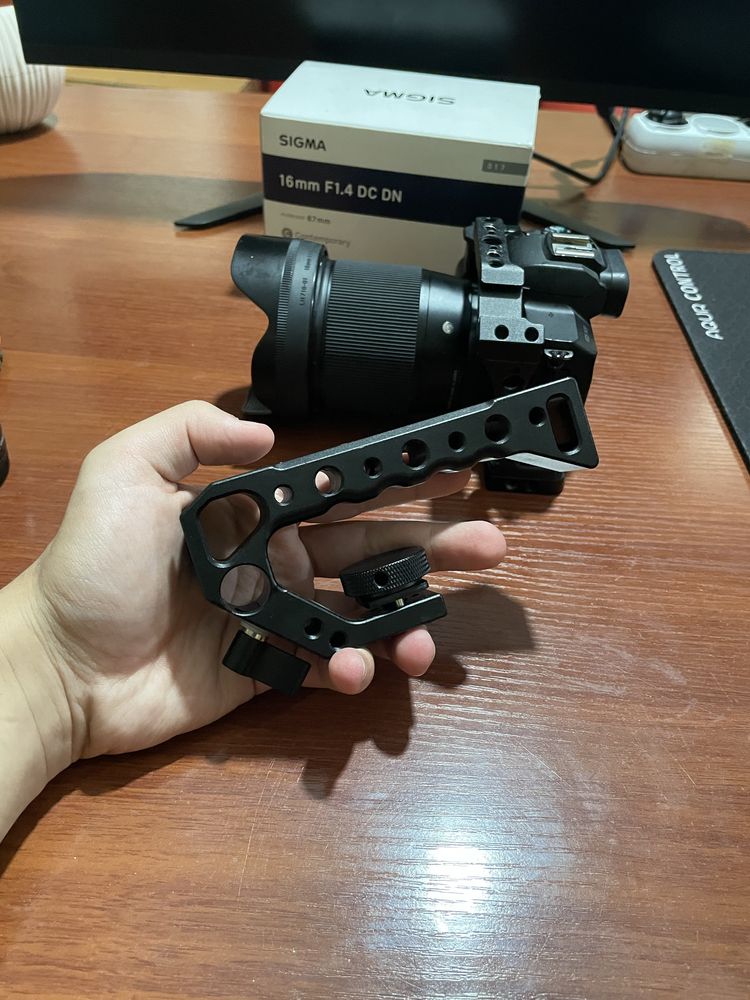 Камера Canon M50 kit,обьектив Sigma 16mm