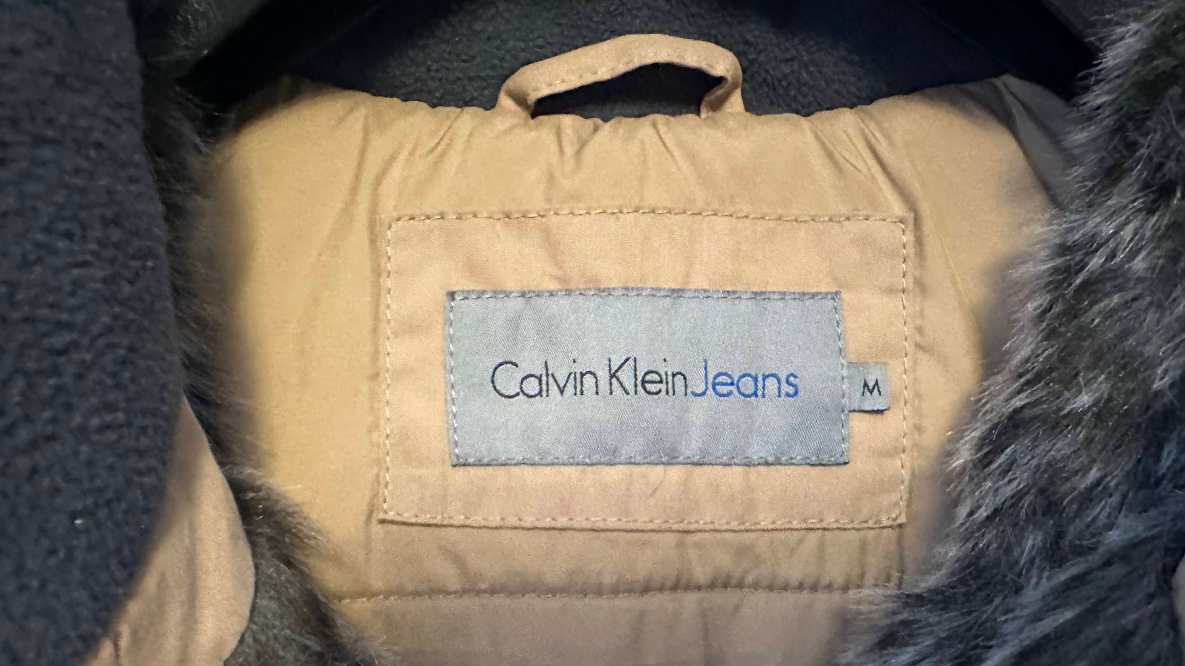 Парка на Calvin Klein