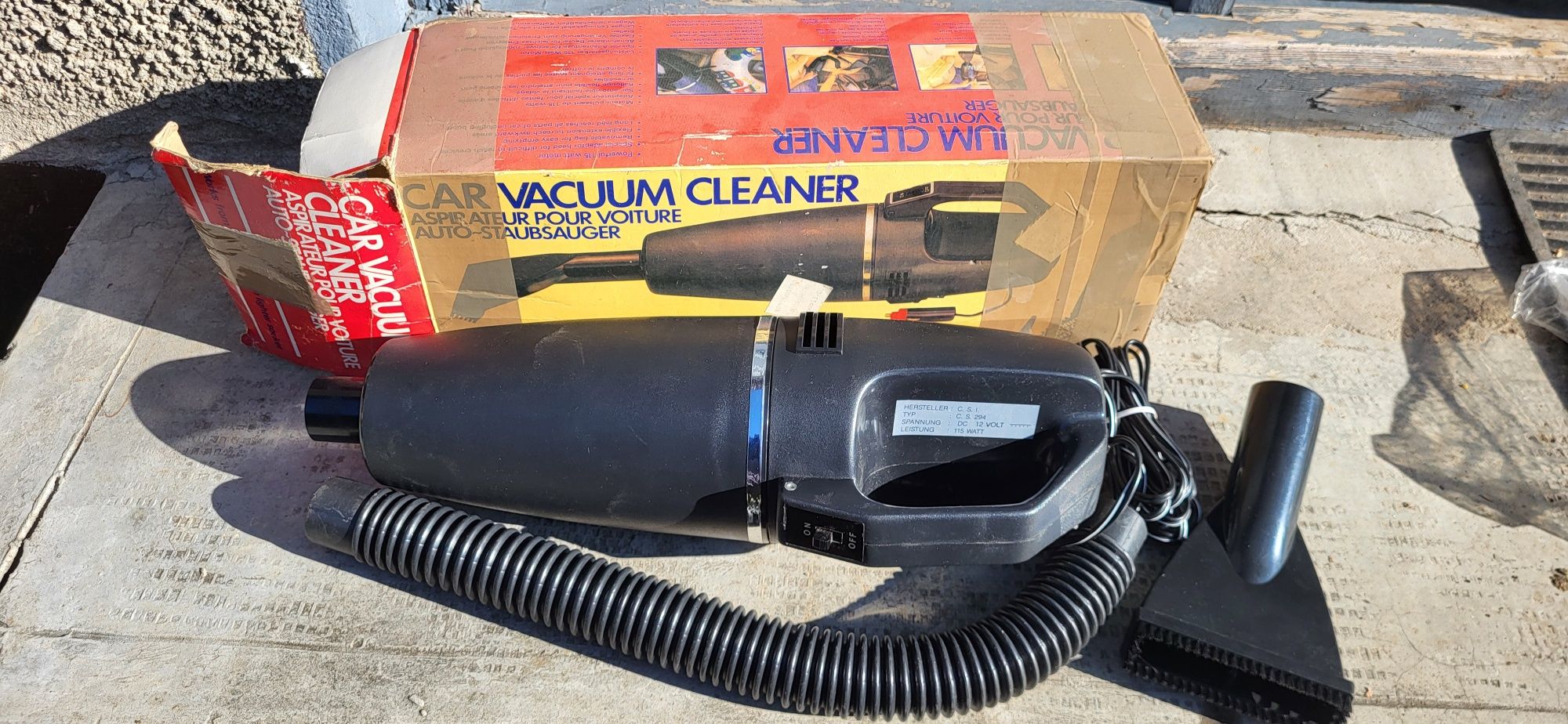 Aspirator auto 12V
