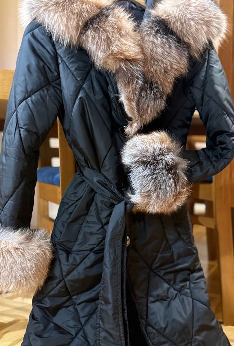 Зимно яке с естествен косъм