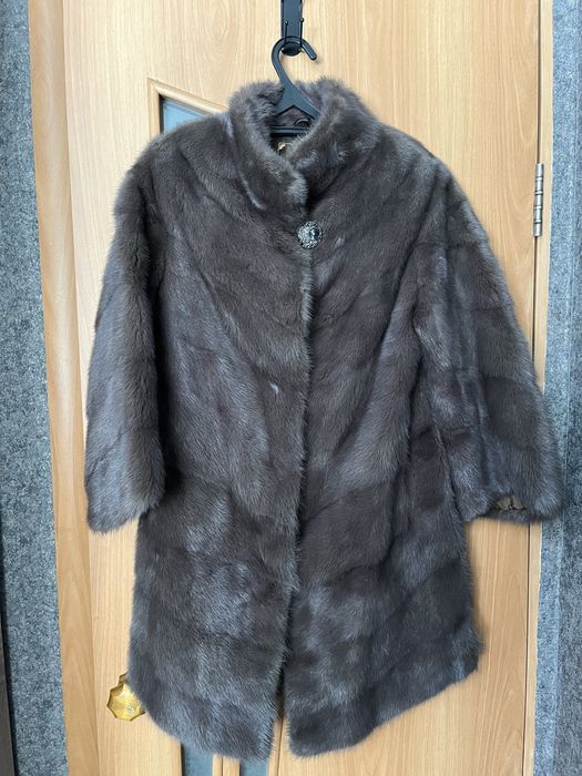 Продам норковую шубу