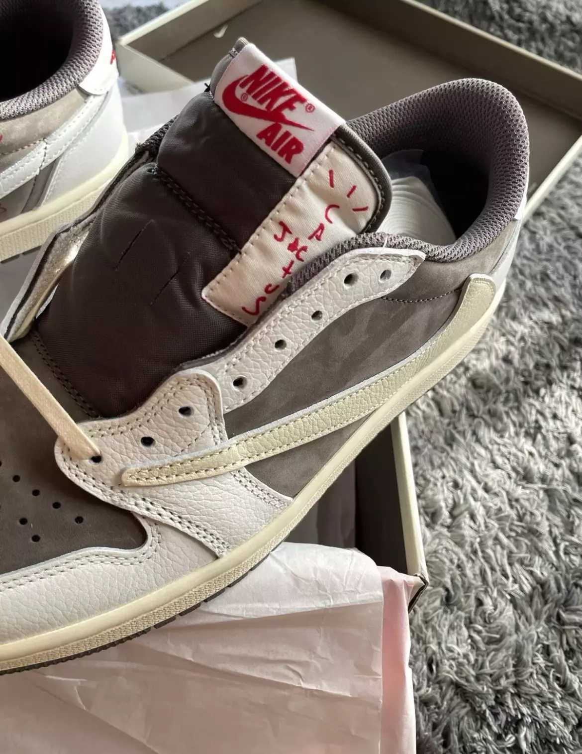Travis Scott Reverse Mocha Low Nike Air Jordan 1 - New