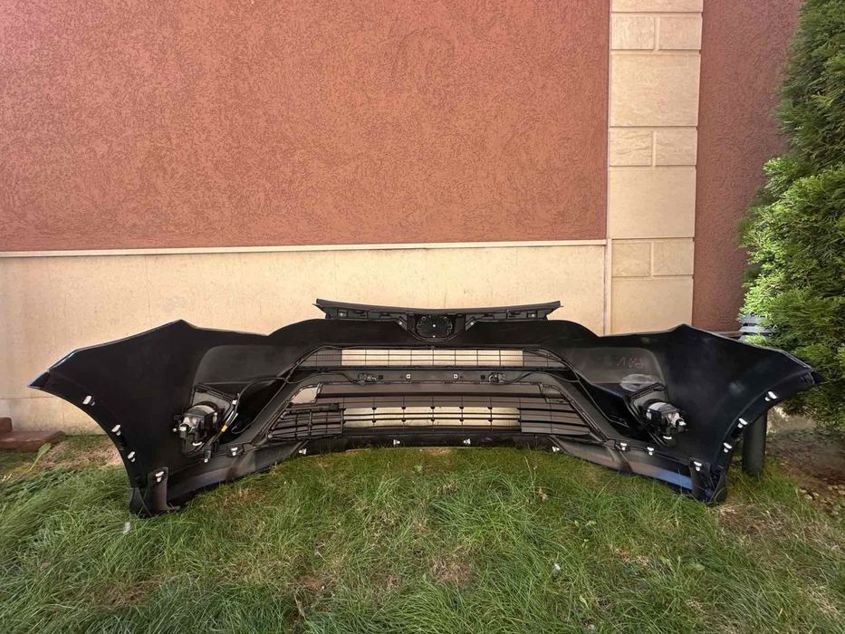 Броня предна Toyota Rav 4 и други части