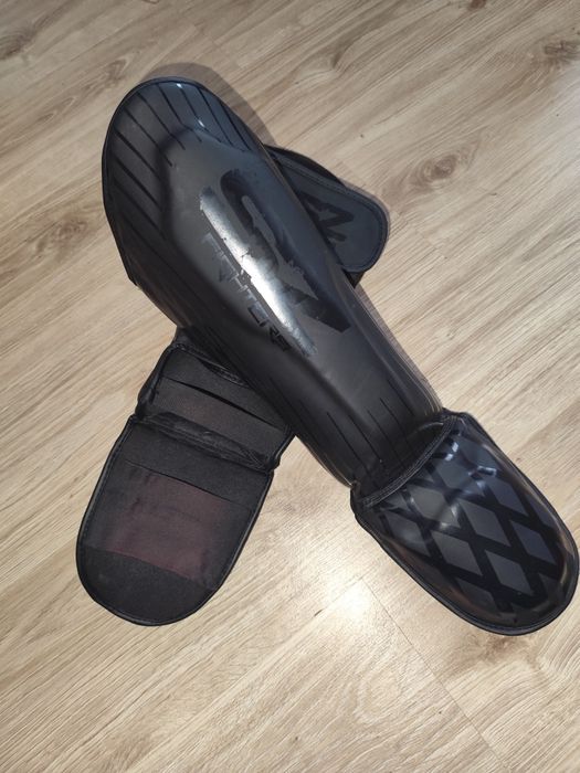 Протектори за крака за Муай Тай / Кикбокс - Отлично състояние!