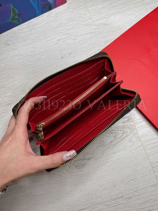 Portofel Louis Vuitton - Zippy imprimeu masina