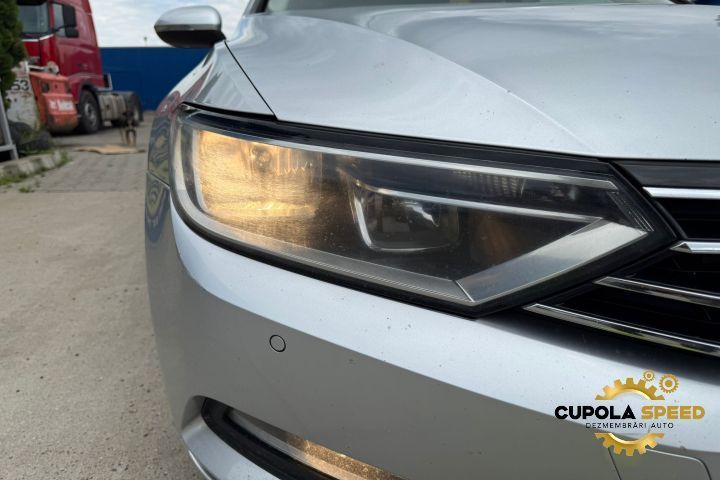 Far dreapta Volkswagen VW Passat B8 [2014 - 2020]