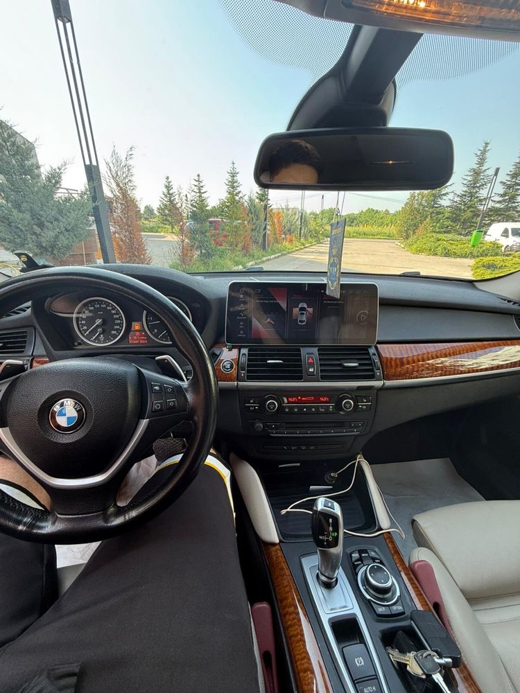 Vand BMW X6 impecabil(distributie schimbata)