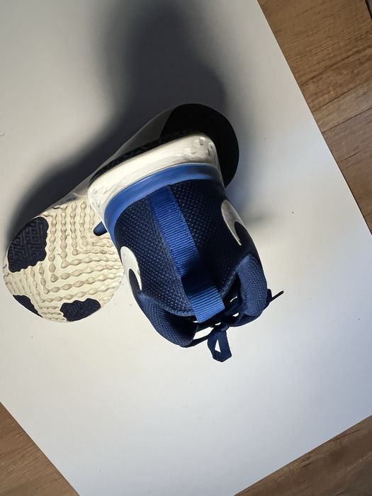 Маратонки Nike размер 43