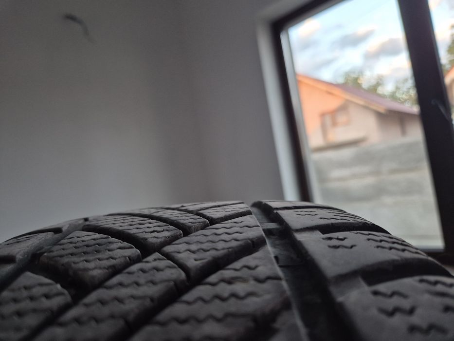 Jante cu cauciucuri de iarna