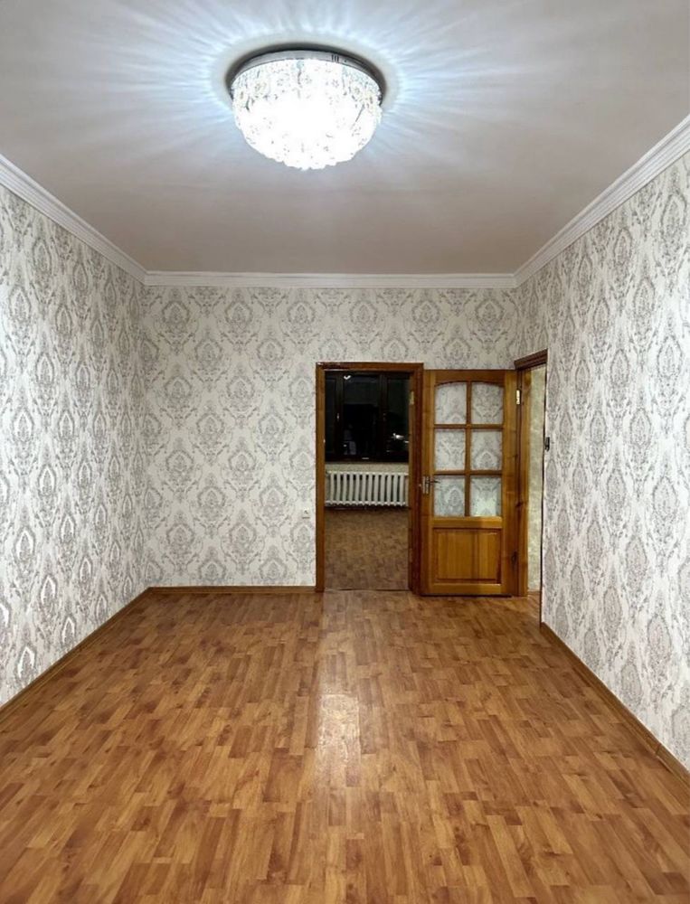Срочно!!! Продаётся 2в3 ком квартира Чиланзар 20 кв