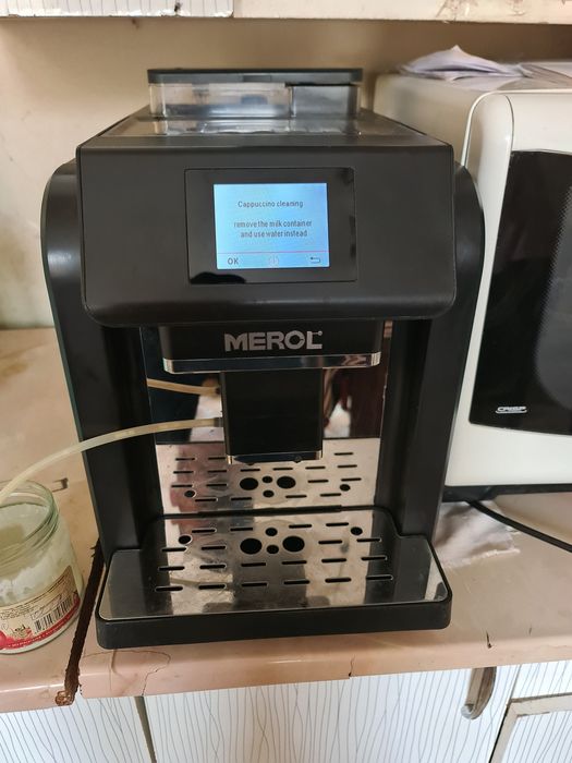 Кофемашина полностью автоматический