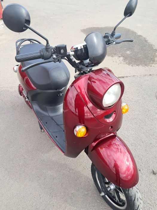 Vând scuter electric