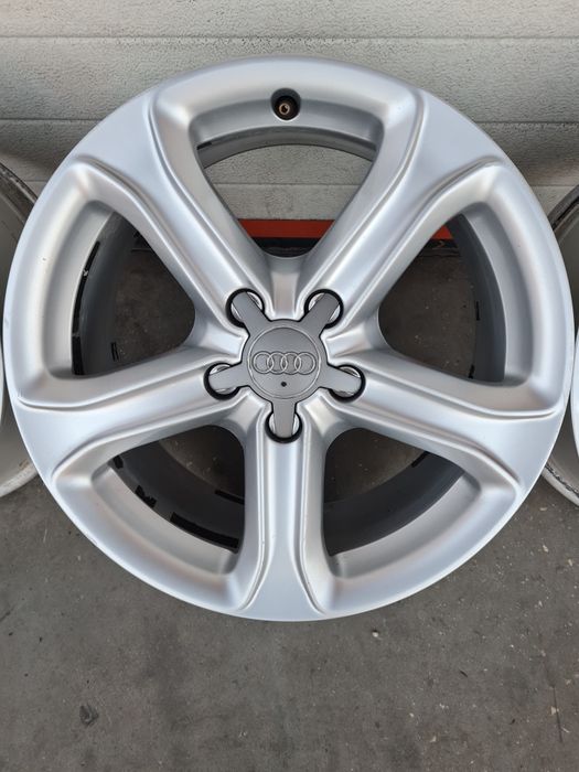 Оригинални джанти за АУДИ AUDI SEAT SKODA VW R17 5x112 ET45 7.5J