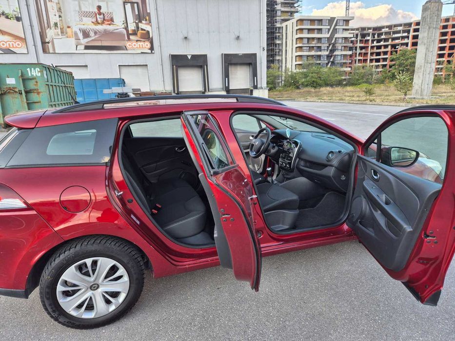 Продавам Renault Clio комби