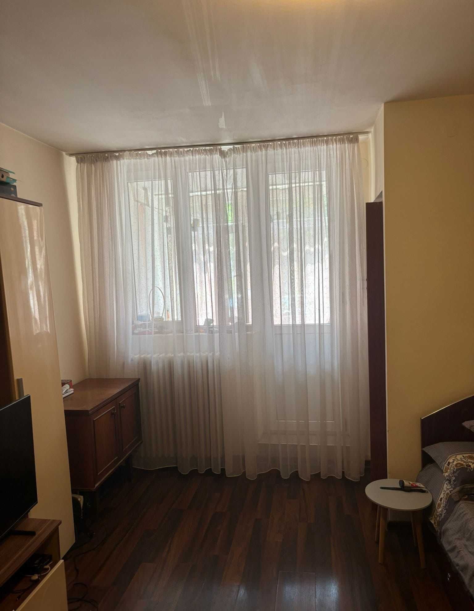 Garsonieră de vănzare