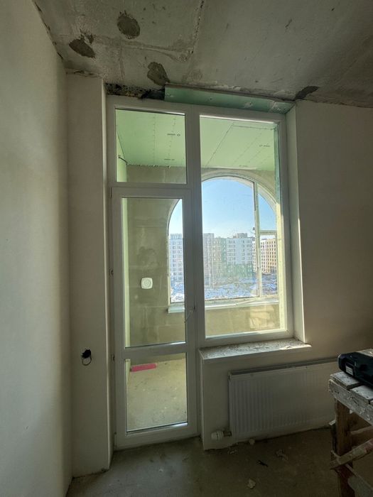 Балконный блок с дверью и фрамугой