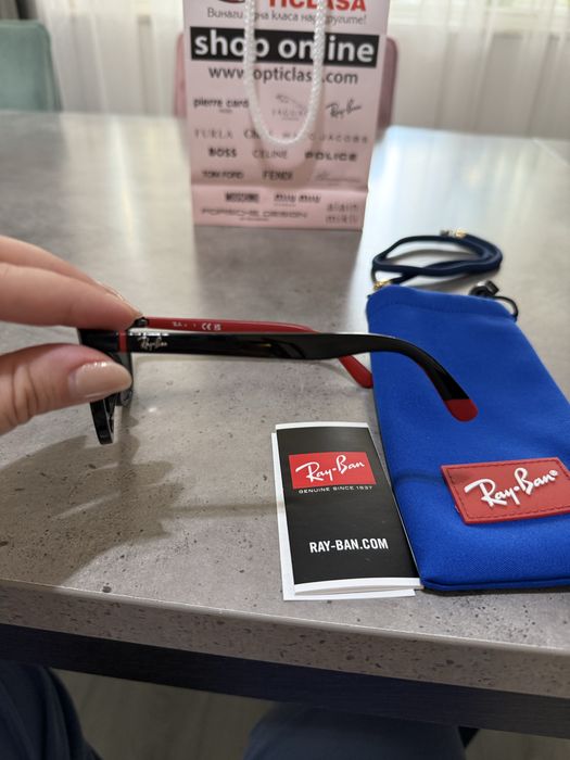 Нови очила ray ban детски модел нови !!!