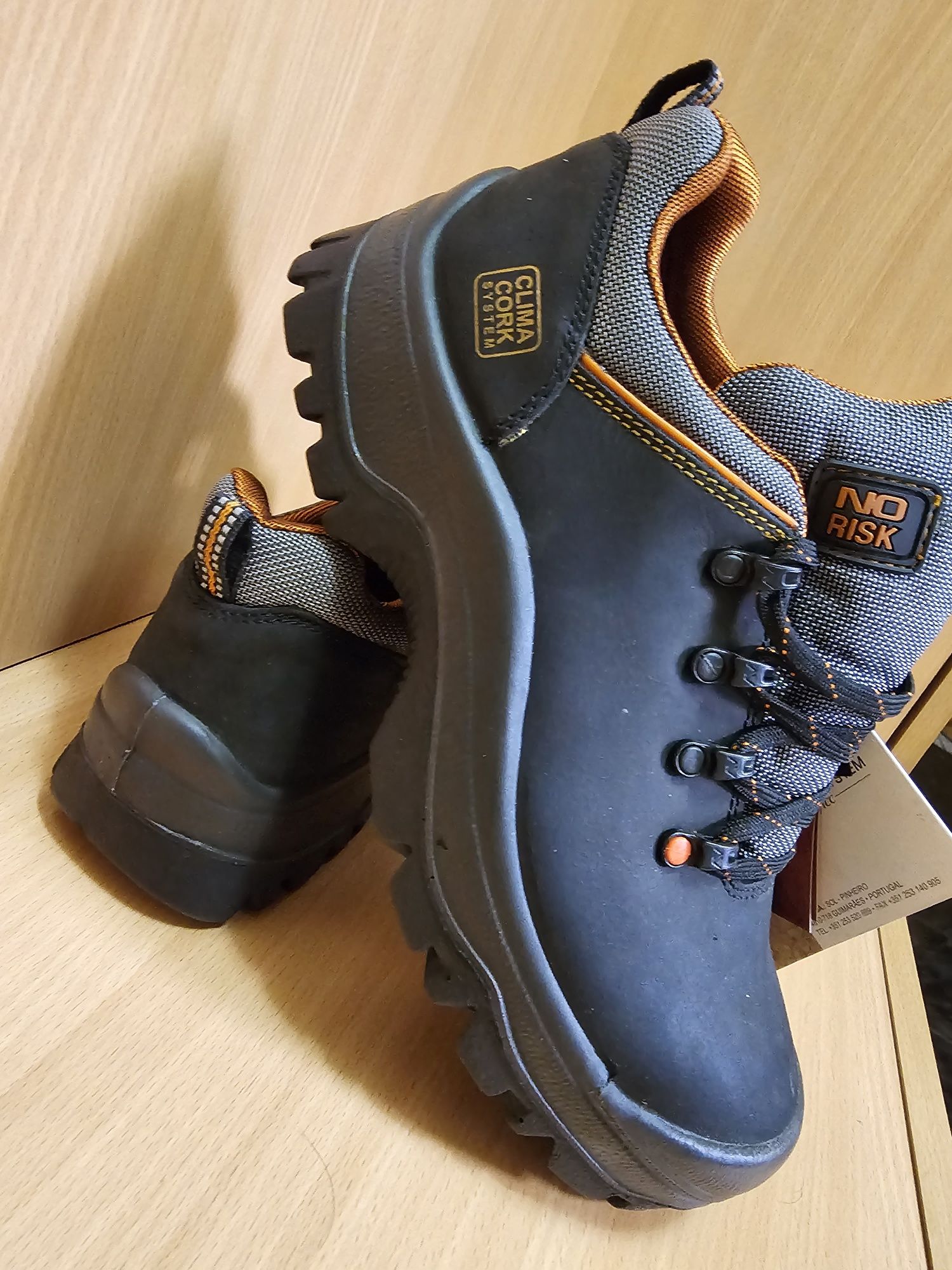 Safety shoes/ Ghete de protectie