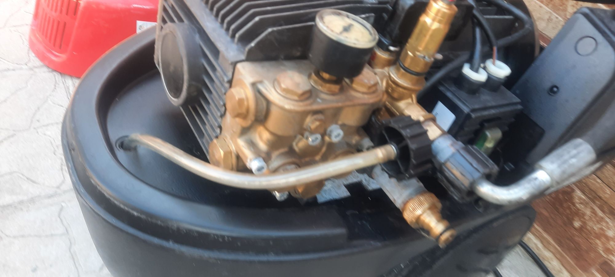 Водоструйка  Wurth 220V160bar БуталнаПомпа Керамика