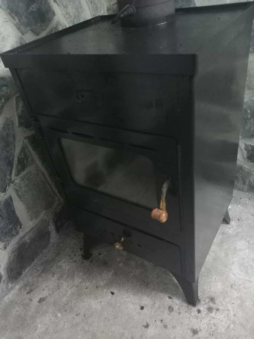 Камина на твърдо гориво PRITY