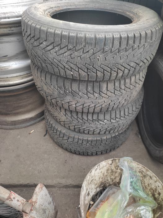 Продам зимнюю резину