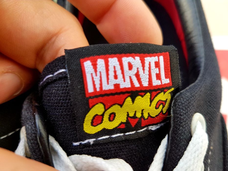 Tenisi Vans editie limitata Marvel Comics 40-41 (27 cm)