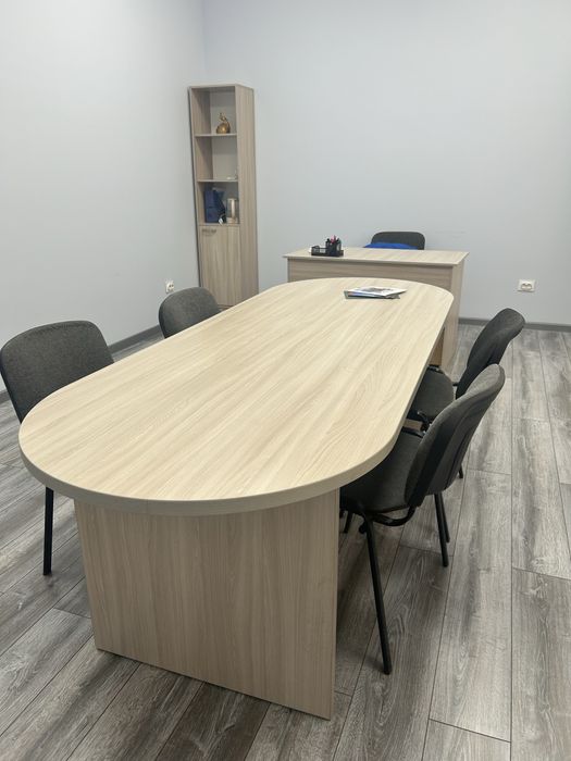 Стол, шкаф офисный продам