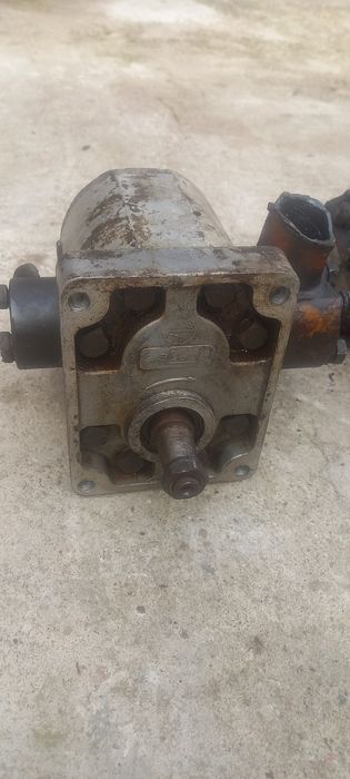 distribuitor hidraulic pompa hidraulica H12 tih