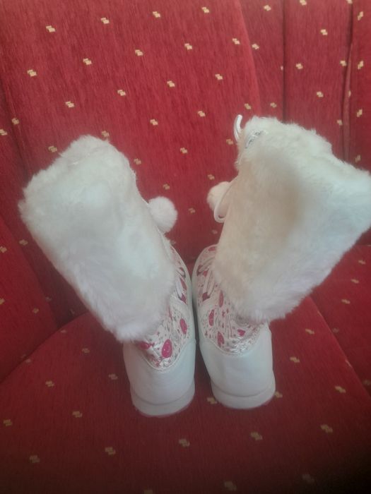 Ботуши за момиче 37
