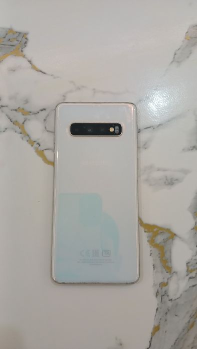 Samsung Galaxy S10 сломанный