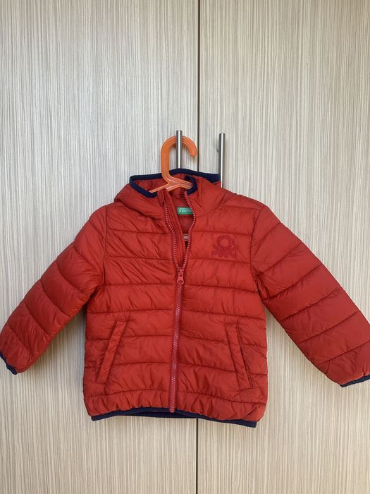 Яке и елек Benetton