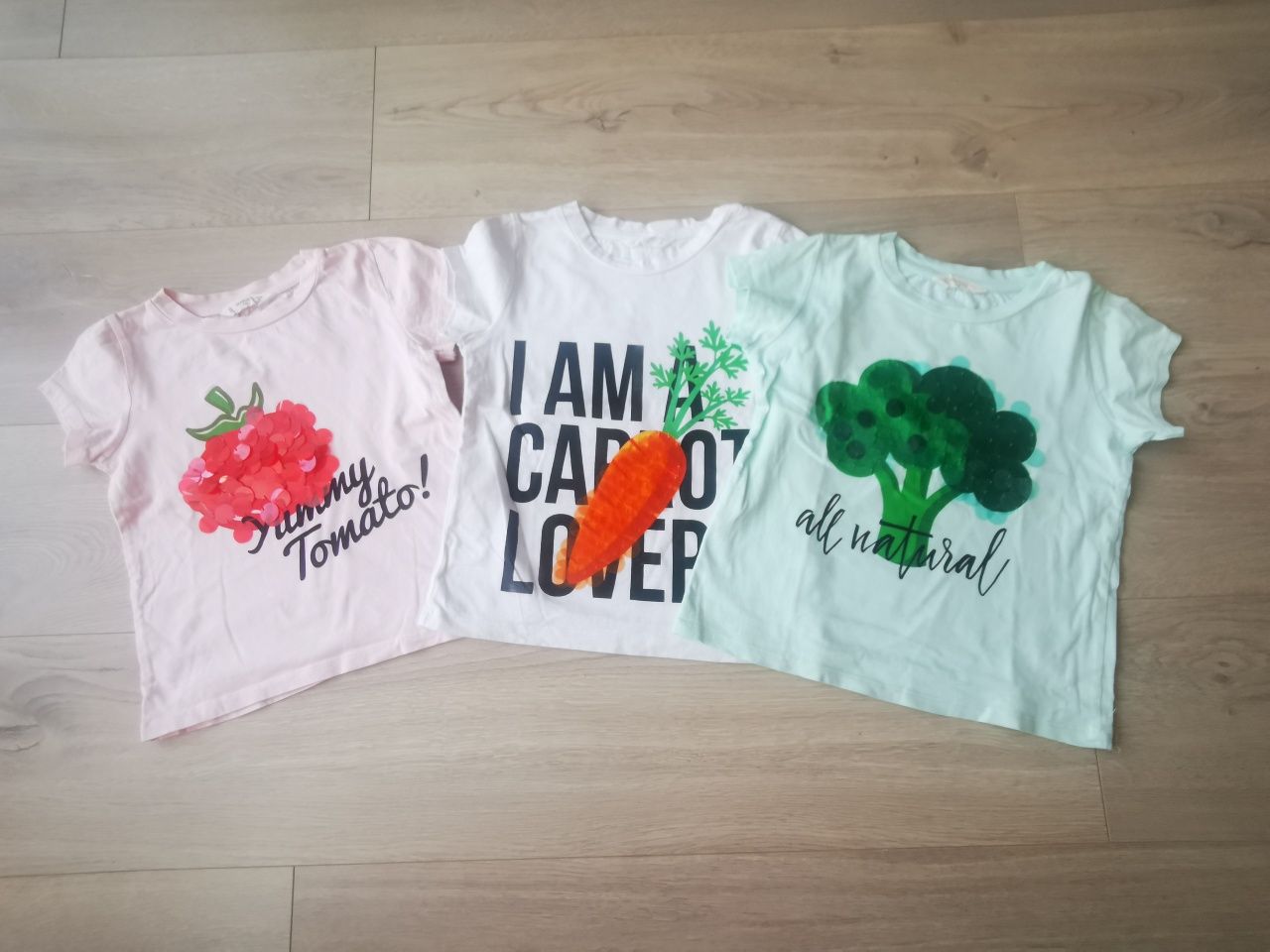 Lot tricouri Mango, pentru fetite 4-5 ani