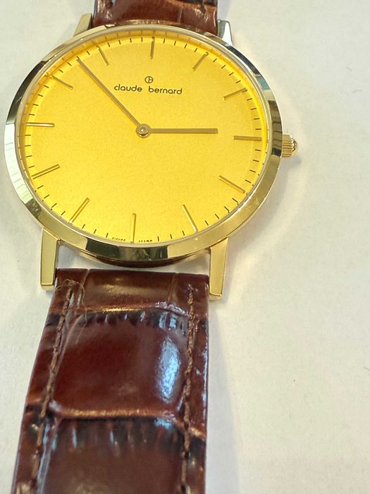 Часовник Claude Bernard с гаранция