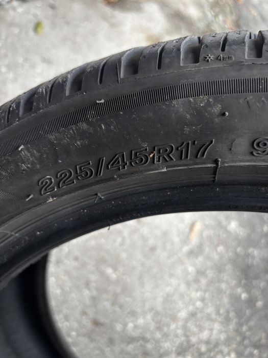 Гуми Bridgestone 225/45 17 цола