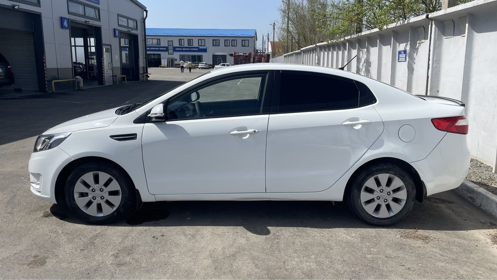 Kia rio. 2014 г/в