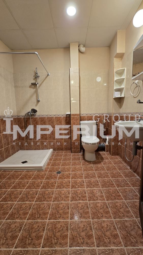 Продава се Двустаен апартамент в Варна, Левски - 93 кв.м за 1774 €/кв.м - Снимка #9