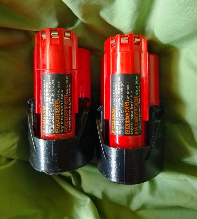 Милоуки(Milwaukee)батерия 2 броя