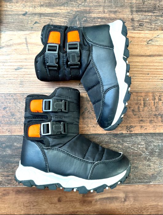 Детски ботуши / апрески Reserved