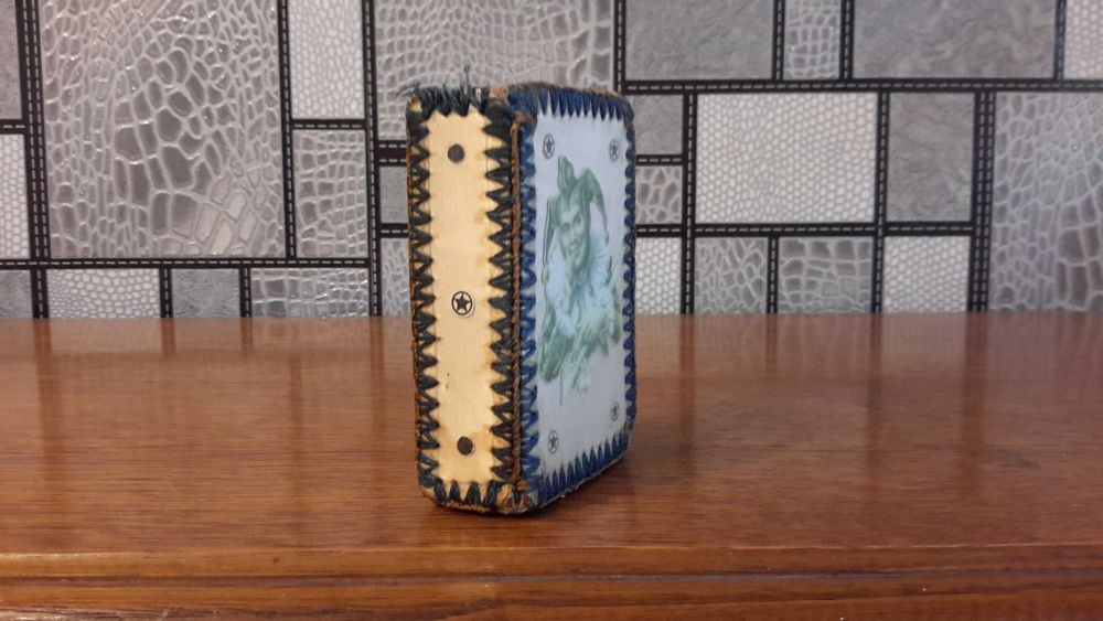 Стара калъфка за карти