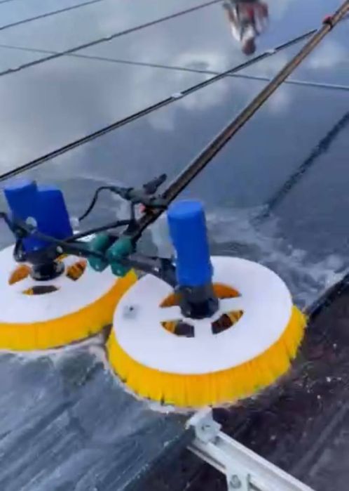 Оборудования для мойки солнечных панелей.