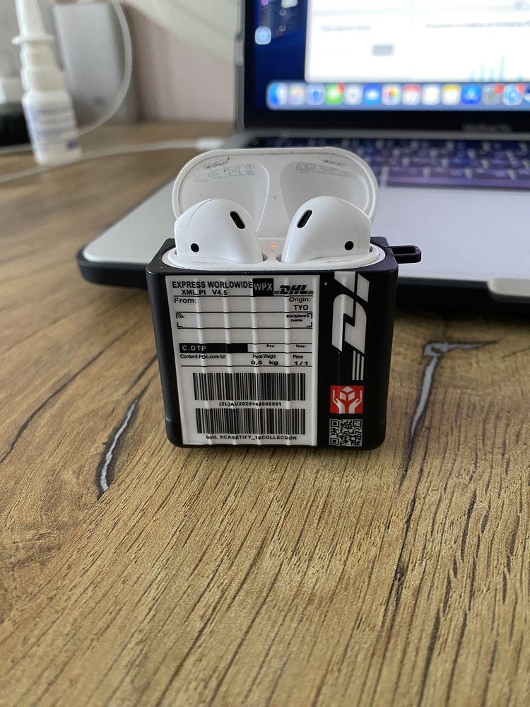 Apple AirPods 2